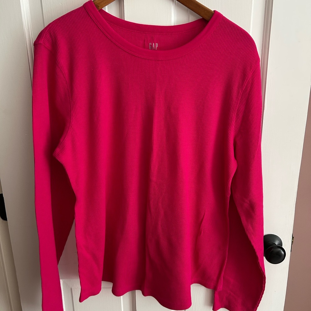 GAP Women's Bright Pink Long Sleeve Thermal Tee